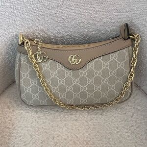 Gg purse